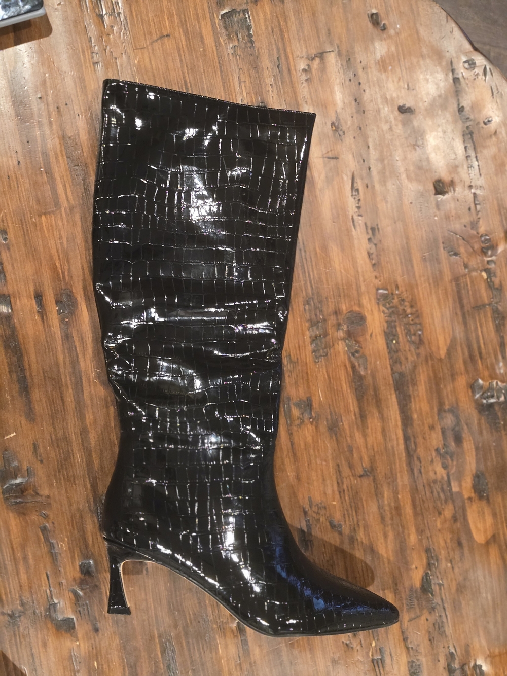 Genshuo Black Patent Croc-Embossed Knee-High Boot